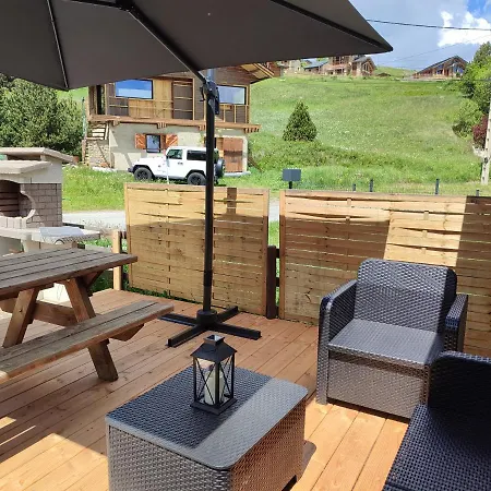 Les Gentianes, Au Pied Des Pistes