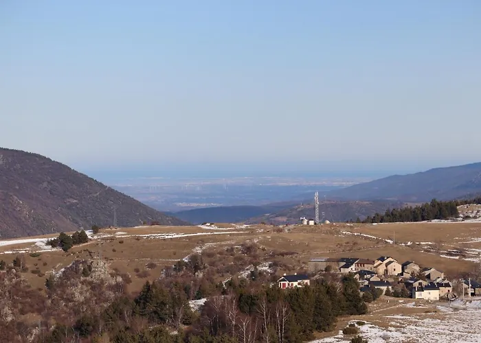Les Gentianes, Au Pied Des Pistes
